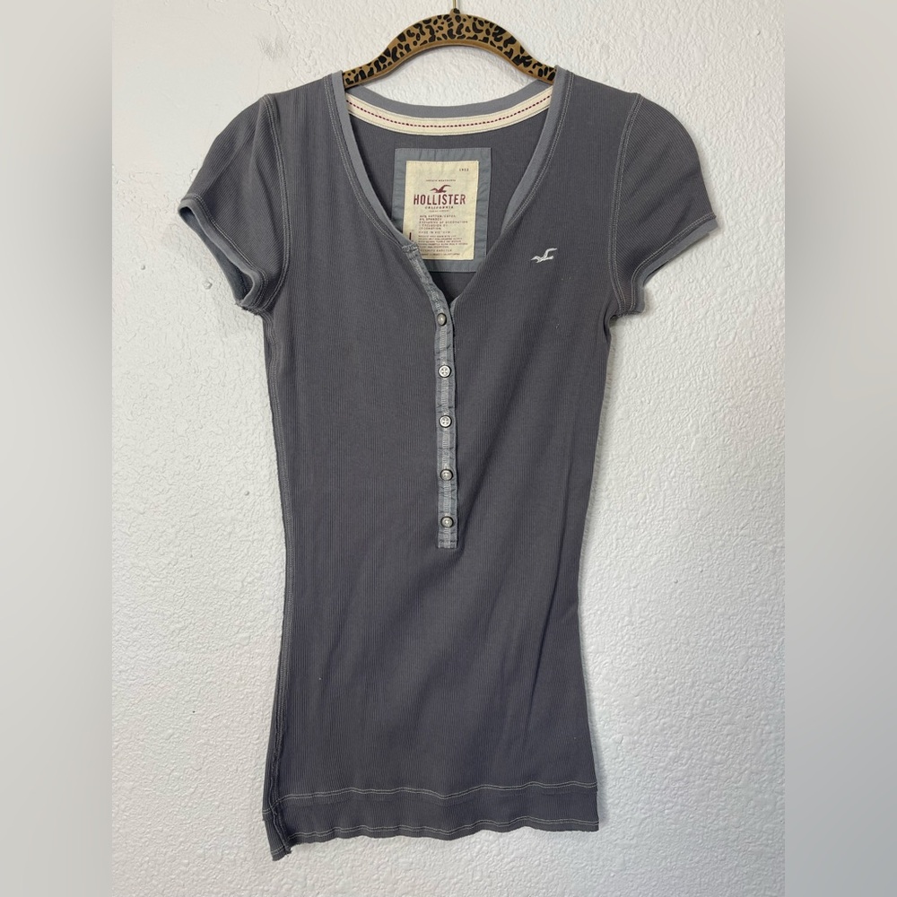 Hollister Vintage Y2K 2000s Gray Short Sleeve Henley Top Size Large